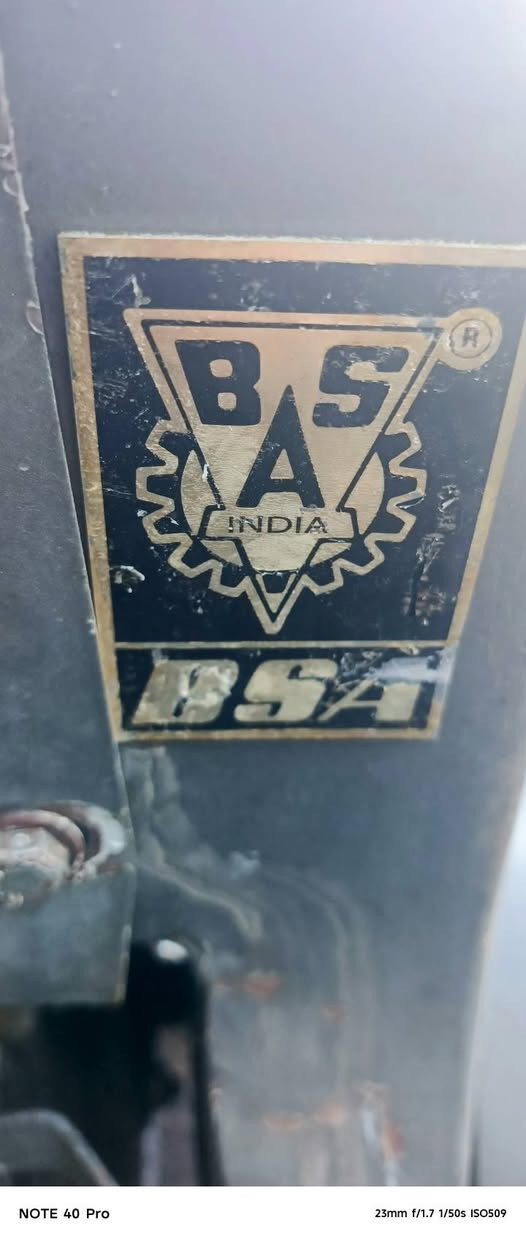 بابل الشوملي
ماطور دويز 10حصان نوع BSA باب اول شرط الشغل مع راس توليد 10 kV المكان بابل الشوملي قرب مركز الشرطة 
***********
