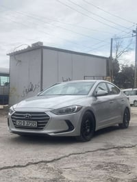 من رخصت الادمن النترا مديل 18وارد امريكي سياره طابه كلين بس مدكر اليسر...