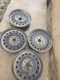اكسسوارات • تفاصيل ناقصة