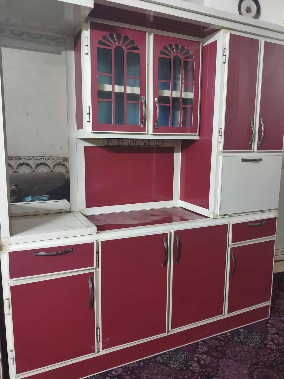 كاونتر تزكام ٣قطع اخو الجديد
الكاونتر مترين والسنك متر ونص 
مكاني بغداد منطقه الرشاد 
الشراي يتصل 
***********
