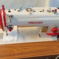 مكينه بريشوز مستخدمه نضيفه كلش مدينه الصدر ٠٧٧٠٠٣٨٤٤٢٤ السعر ٢٥٠ الف