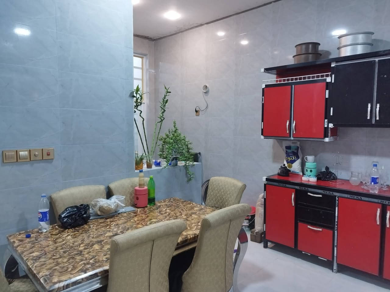 دار البيع المساحه ١٨٠متر حي الوحدة طابو زراعي سنة ٢٥ كاع الشيخ مهند تصا ل على الرقم***********صاحب البيت
