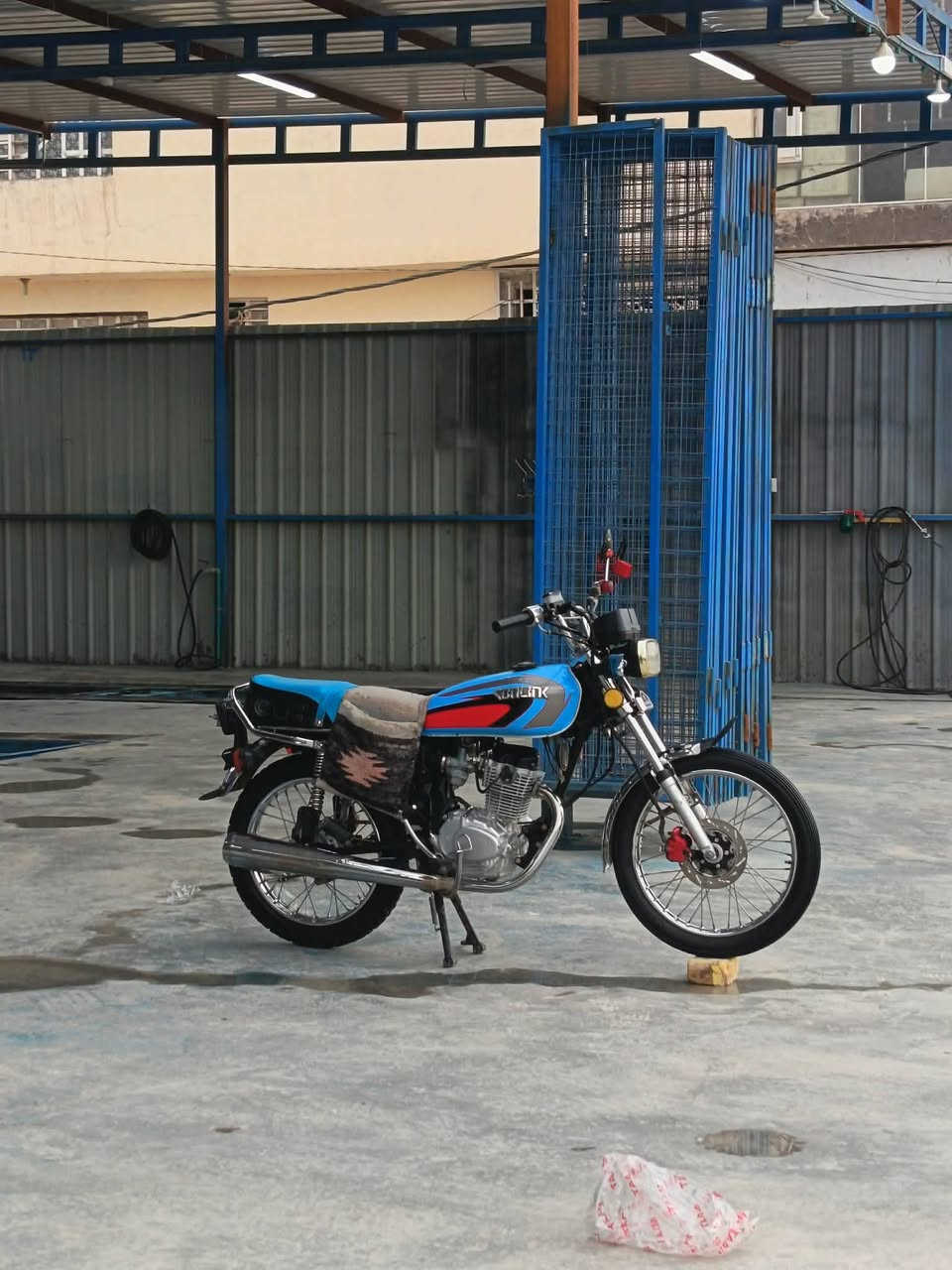 عنواني نجف 
بـ 650 وبيها مجال بسيط


**إذا كنت صاحب هذا الإعلان وتريد حذفه لأي سبب، رجاءا أرسل رسالة إلى الدعم الفني**