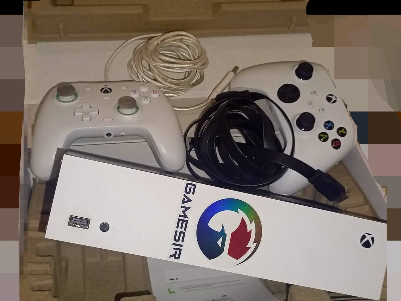 للبيع🟥
🎮 Xbox Series S ابيض
📺 شاشة 37 بوصة حجم حلو وواضحة
🎮 يد أصلية بيها درفت خفيف بالكير (يشتغل عادي بس مذكور للأمانة)
🖱️ ماوس
⌨️ كيبورد
ملاحظات:
الدرفت بسيط وما يأثر هواي على اللعب
الباقي كله شغال وما بيه مشاكل
الباكج حلو للي يريد كلشي مرة وحدة بدون دوخة
📩  للتفاصيل راسلني خاص
📞 أو اتصل/واتساب: ***********
صلاح الدين-تكريت
