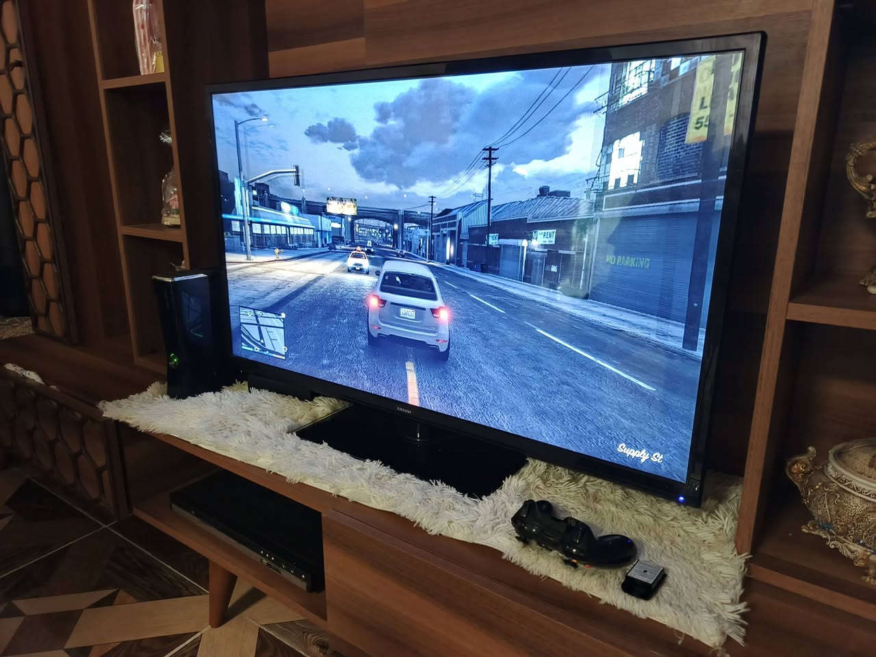 بلاي 360 للبيع جديده شرط ما مفتوح بيها 116 لعبه غراضك كله بلادي يده بلاديه مكانه كركوك هذا رقمي*********** الشراي خلي يخابر
