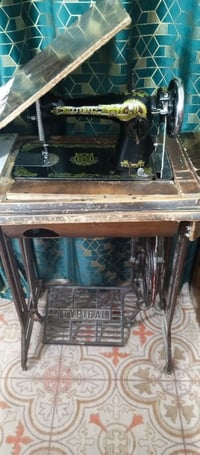 مكينة قديمة • شغالة • توصيل