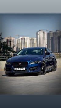 السلام  عليكم اخواني 🤍 جاكوار XE R SPORT 2016 2000 turbo 🚀💙 خليجية وكا...