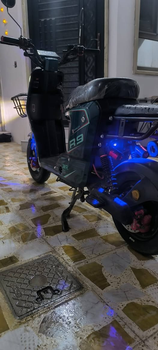 للبيع 
ار تسعه 
5بطاريات 3 نمر 
يمشيك 35 كيلو 

كهربائيات  شغاله كامل مابي لافطر ولاكسر 
عنوان موصل ايسر حي الحدباء 
سعر 235 بي مجال بسيط 
***********
