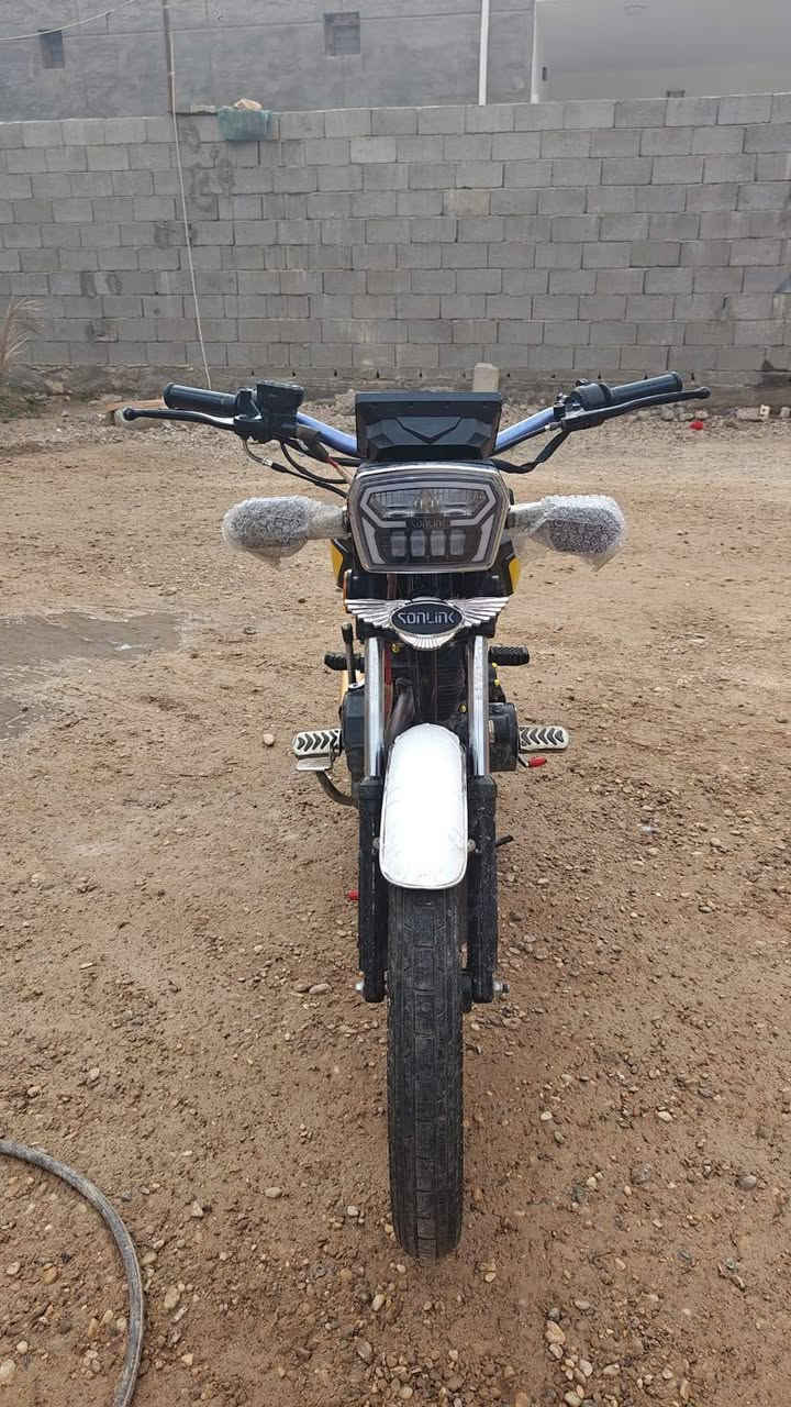 يالله. اخوان. دراجه. نوع. سيفان.وضع. شركه. ابلاديه. موديل. 25سعرثمنميه. وبيها. مجال. مكاني. الرمادي. صوفيه. ***********
