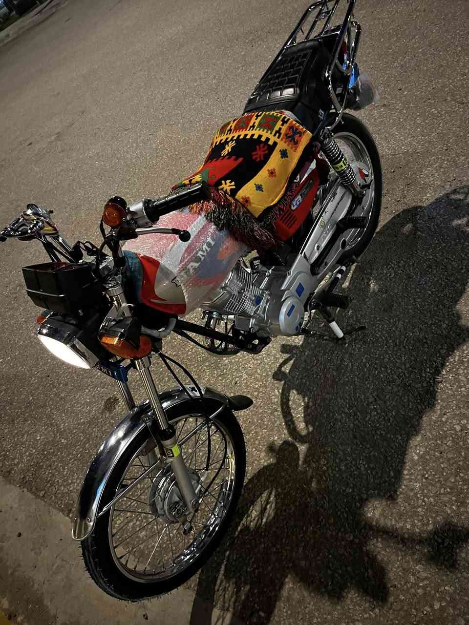 سلام عليكم دراجة للبيع او للمراوس أب دراجةلون أبيض ) 23شلامجة اصلي طالعةاب شهر 10وكيلهة ابوسكينة الدراجة مبدل بس ولفات المكان كربلاء حي الشهداء (***********)
