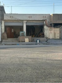 بيت تجاري • ٢٠٠م • مؤجر