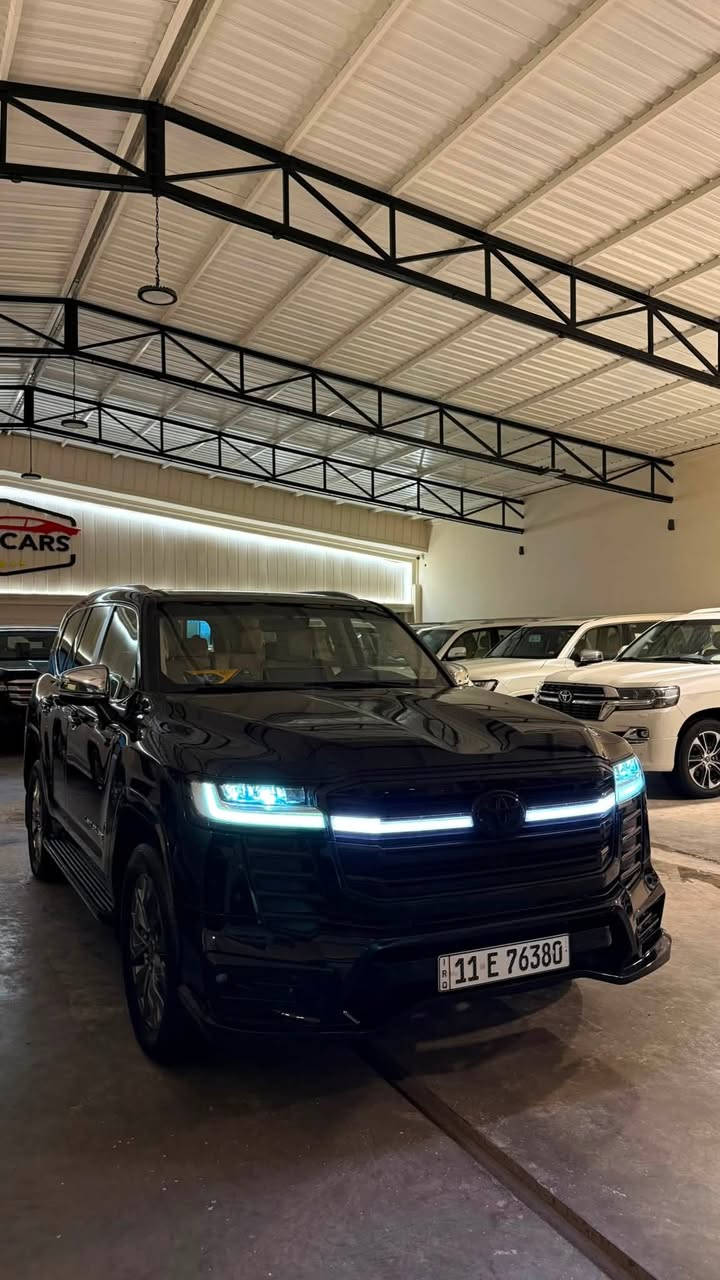 لسلام عليكم 

بسعر حلو ومناسب 🛑

لاندكروز 2022 VX 
ليمتد 
BLACK
فول 1/1 
كشنات ذاكرة / كهرباء 
+ تدفئة تبريد 
صندوك كهرباء 
كشنات خلفية كهرباء 
شاشة جبيرة 
سماعات بل تكم 
ماوس انضمة قيادة 
عداد شاشة 
تحكمات ستيرن 
شاشات خلفية 
كشنات خلفية تبريد 
لايت LED 
ستوب لايت خلفي 
 ساز اصلية السيارة 
ماشية 54 الف 
الارضيات + الكتلوكات بعدهن ممفتوحات بل لايلون

السيارة بيها لبنيد صبغ 

السعر :58 الف وبيها مجال 
***********
