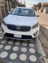 سورنتو ١٦ كويتي فول عدا البانوراما ٦ سلندر سبعه راكب حجم المكينه ٣٣٠٠ ...