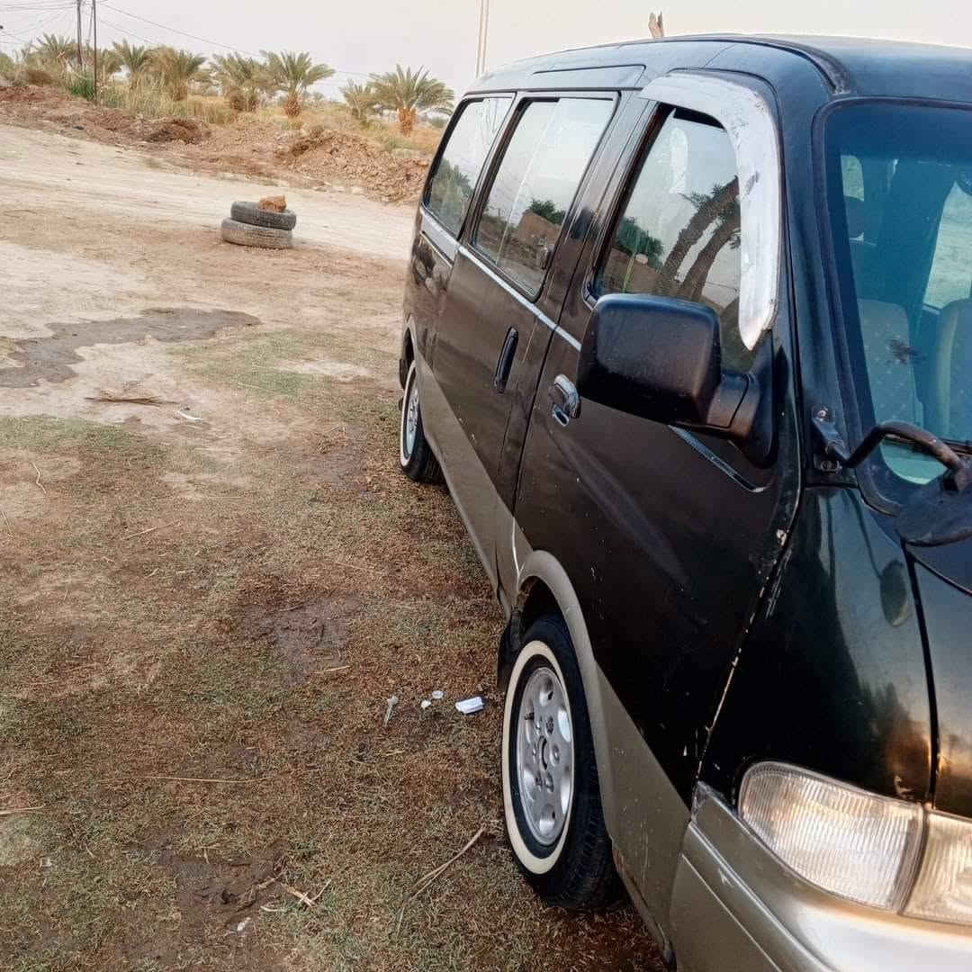 كيه بريجو موديل 96
سياره خير من الله محرك وكير 

 رقم دولي سنويه تنتهي 30 

مكان ذي قار قضاء الغراف 

سعر 50 وبيه مجال 
***********

