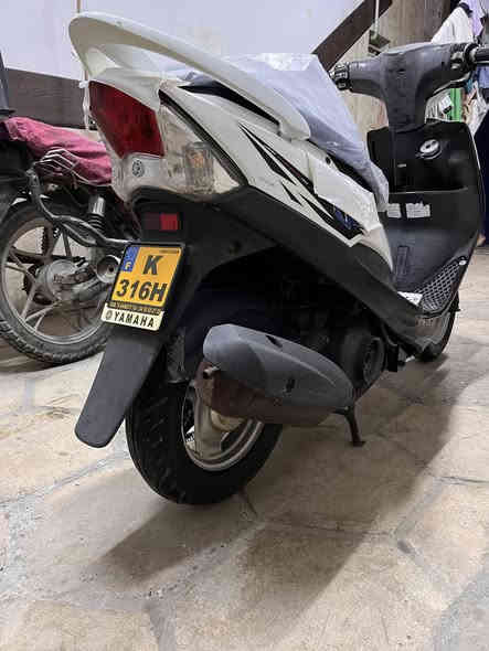 للبيع ماكس عدله ما مفتوحه شرط الفحص كفرات ابلادي ختم واحد الدراجه خير من الله لايتات اشاير سلف هندر كفاله عامه استفسار ***********راسلني واتساب و انه خادم 🧧
