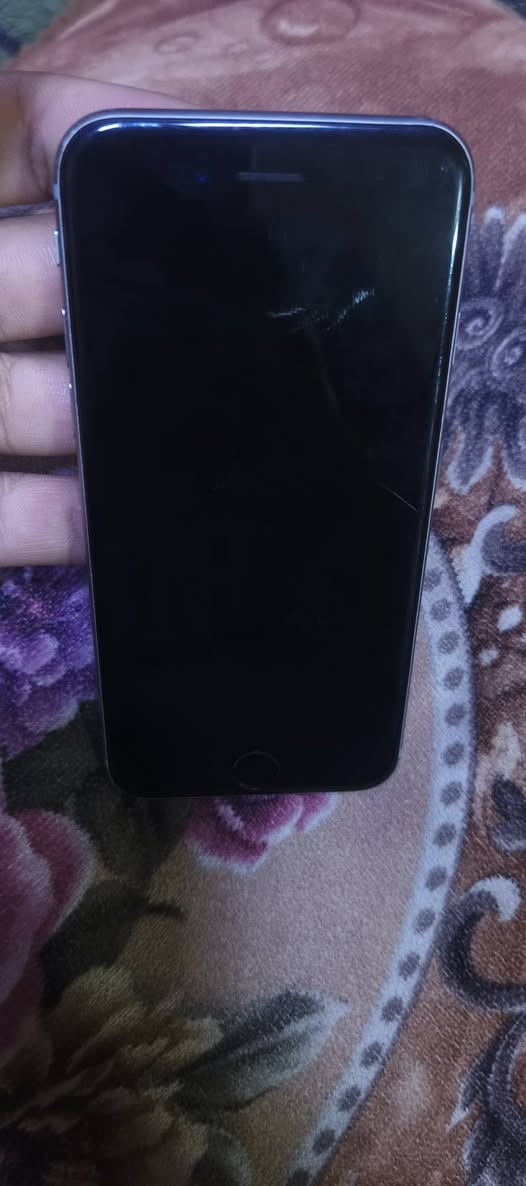 السلام عليكم..... ايفون 6sذاكره 16.مكفول من كلشي ماداخل صيانه ابد
قيـــــــــــــم واخذ بما يرضي الله. متواجد واتساب وفيس. 
***********
