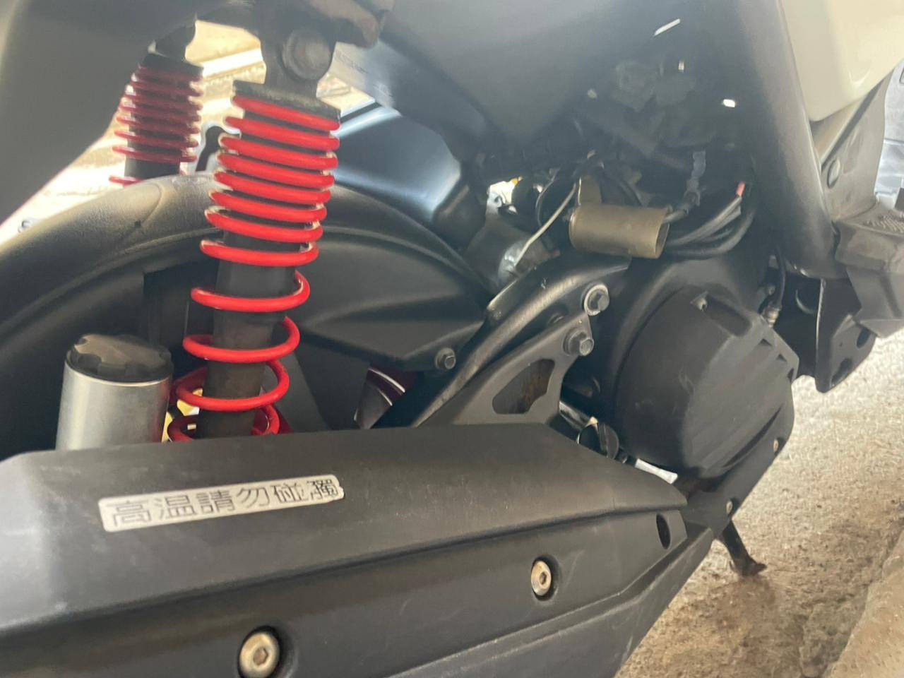 للبيع سكنس جبلي ١٧ يوم نازله من الرمبه 
سعررر ١٥٠٠ وبيها مجال 
عنوان بغداد رقم هاتف *********** 
متواجد واتساب
