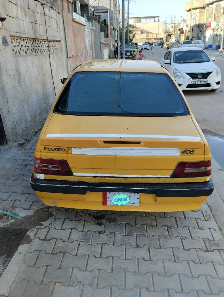 بيجو 405 موديل 2014 
محرك توني مجفت  الكير كفول  
كهربايات شغاله تبريد شغال تايرات نضاف 
السنويه ال27  رقمها بصرة الماني راعيها بالجنابي يريد تحويل هيئه وغرامات يمكن عليها 250 الف حسب ماكال راعيها  مكاني البصرة قضاء شط العرب السعر 15 وشراي يدلل ‏‪***********‬‏   متواجد واتساب او فيس البصرة, العراق
