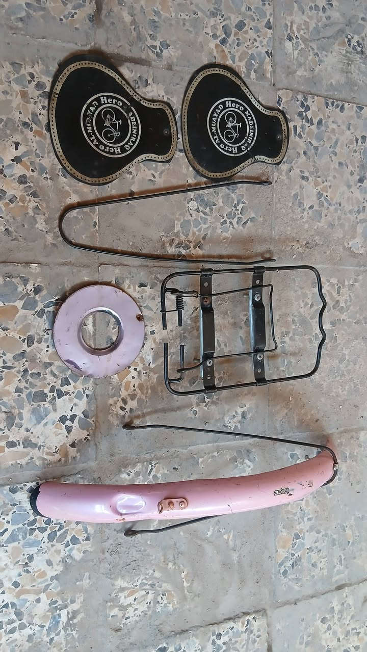 السلام عليكم غراض بايسكل لبيع شراي راسلني خاص وتدل


**إذا كنت صاحب هذا الإعلان وتريد حذفه لأي سبب، رجاءا أرسل رسالة إلى الدعم الفني**