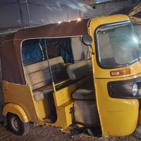 شباب تكتك مديل عشرين سنويه لوحات برستميه تستلمهن ما بيهة قظره صبق بيهه...