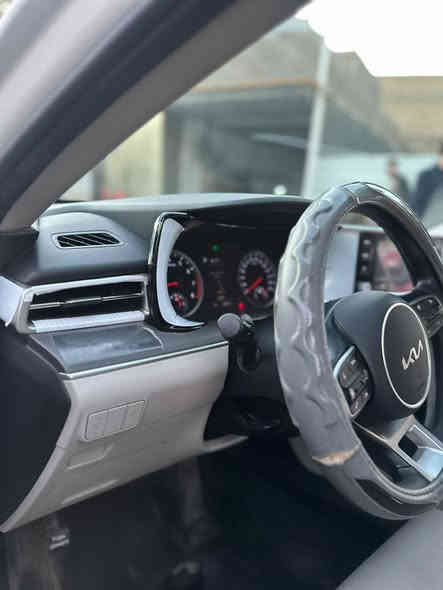 كيا K5  
موديل 23 خليجي 
محرك 2000 دوش 
رقم بغداد
بيها ملاحظات ( رصاصة في البنيد - و رصعات خفيفه ع وضعها بدون تعديل ) 
للتواصل 
رقم الهاتف :- ***********
رقم الهاتف :- *********** 
 السعر 205 وبيها مجال
