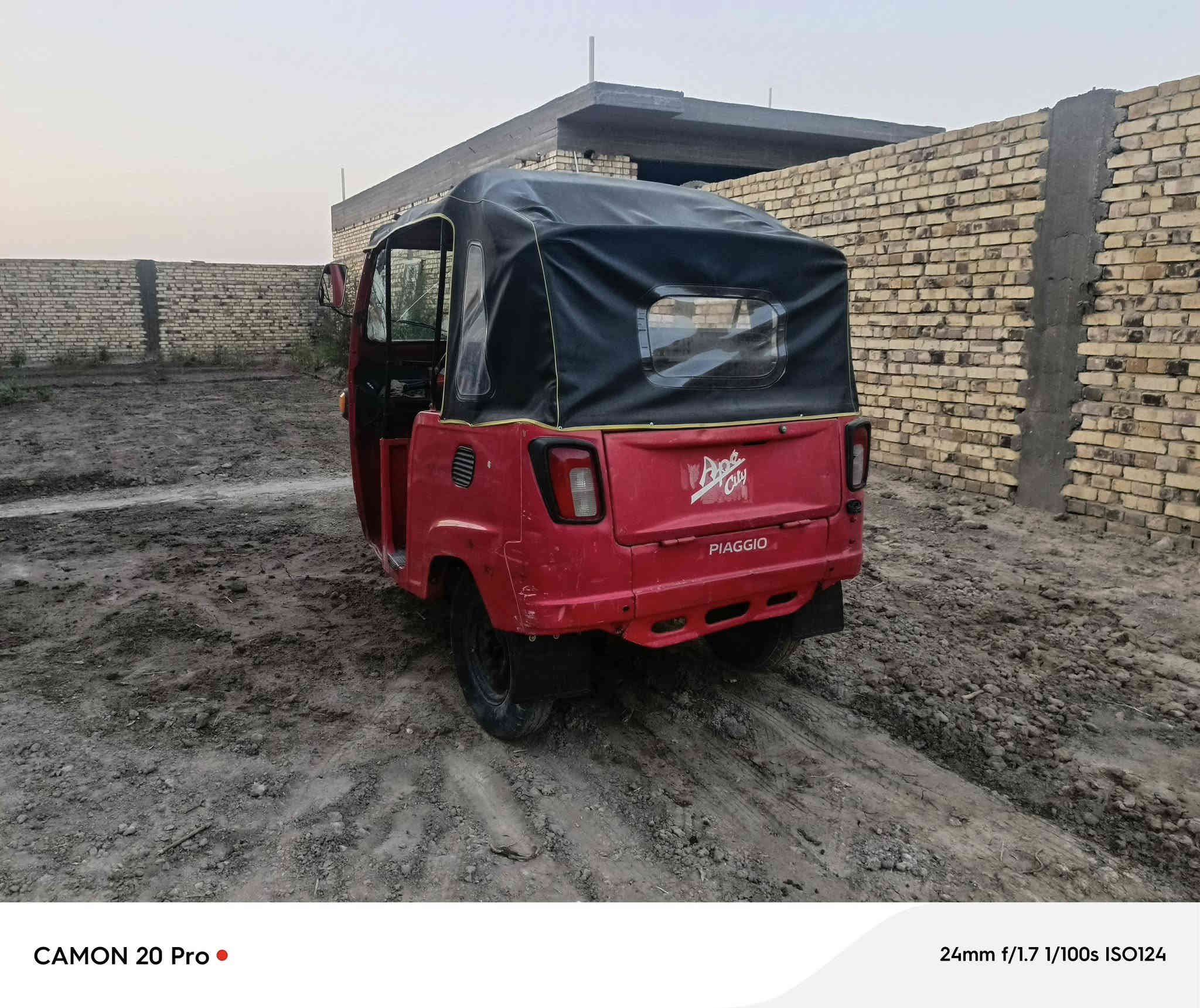 السلام عليكم تكتك بياجو 20 تحوير بغدادمكينه وكير واكسل ستوته السعر 900 بيها مجال قضاء القاسم  للاستفسار [ *********** ] [ *********** ]
