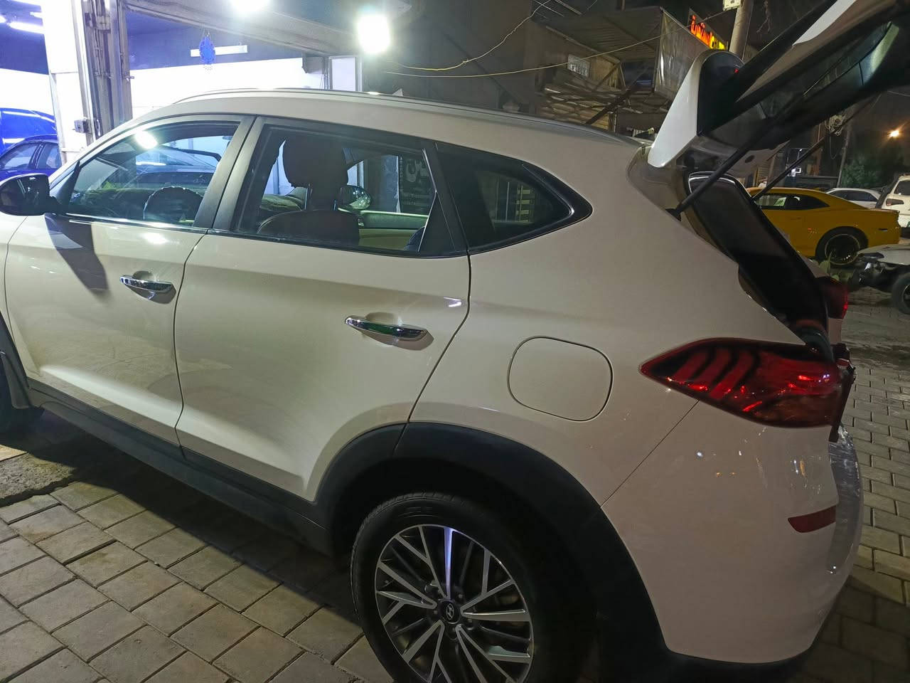 سلام عليكم توسان للبيع شركة الكاصد موديل 2020 فول مواصفات ماعدة بنورامة ماشية 98سعر 2010وبيهة مجال قليل ***********
