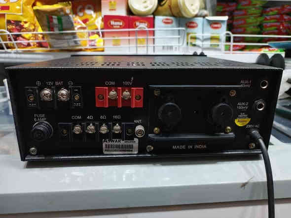 سلام عليكم
سستم صوت من ماركه اسوار ASWAR جديد ممستخدم فقط مفتوح من الكارتون للفحص
***********
***********
