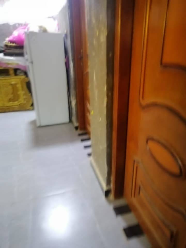 💢بيت للبيع 
⚖️ مساحته 200م
طابقين بناء حديث 
🌍 مكانه نهاية شارع الأعياده  اول شارع بحي الكرامه 

يحتوي جوه غرفتين وصاله ودوانيه وحمامات داخلي وخارجي و مطبخ وطابق ثاني صاله غرفتين ومطبخ وحمامات
💵 السعر قفل 176 مليون

للتواصل خاص او واتساب ***********
