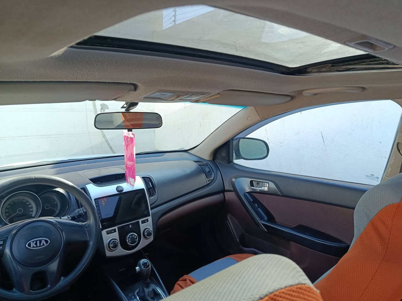 سلام عليكم للبيع اومراوس 
سيراتو فول مواصفات موديل 11
محرك كير حداديه تبريد 
مكان السياره كربلاء 
سعره 87 
***********
