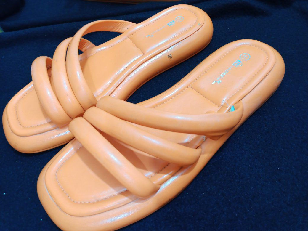 شحاطات باله اثنين ب5الف قياساتهم 40و41 كلهم توصيل موجود


**إذا كنت صاحب هذا الإعلان وتريد حذفه لأي سبب، رجاءا أرسل رسالة إلى الدعم الفني**