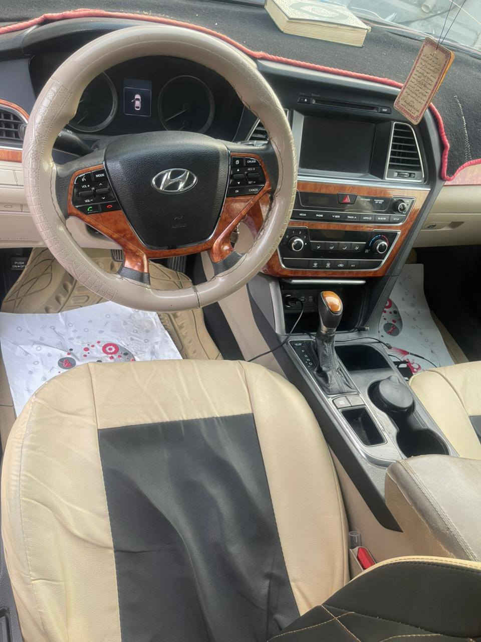 سلام عليكم..
سوناتا موديل 2016 نضيفة أمريكي ومكفولة  مابيها ضرر وبيها الخير عل ياخذها 
رقمي ***********
