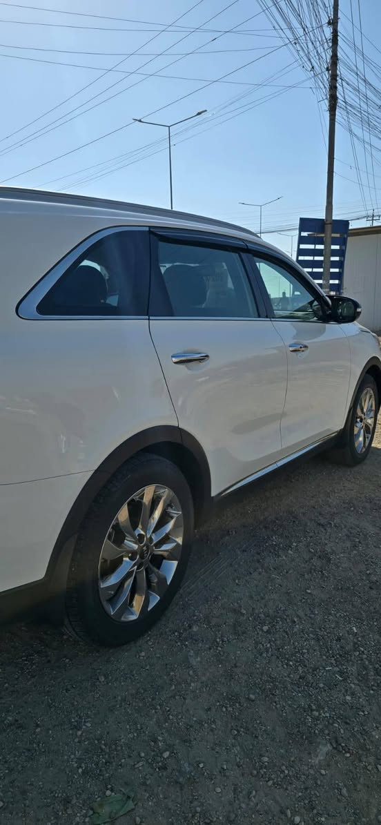 سورنتو خليجي ٢٠٢٠ محرك ٦ سلندر فول عدا الفتحه رقم بغداد تحويل سونار موجود مع الصور مباشر السعر ٢٦٠ بي مجال..مكانها..الرمادي..للاستفسار ***********
