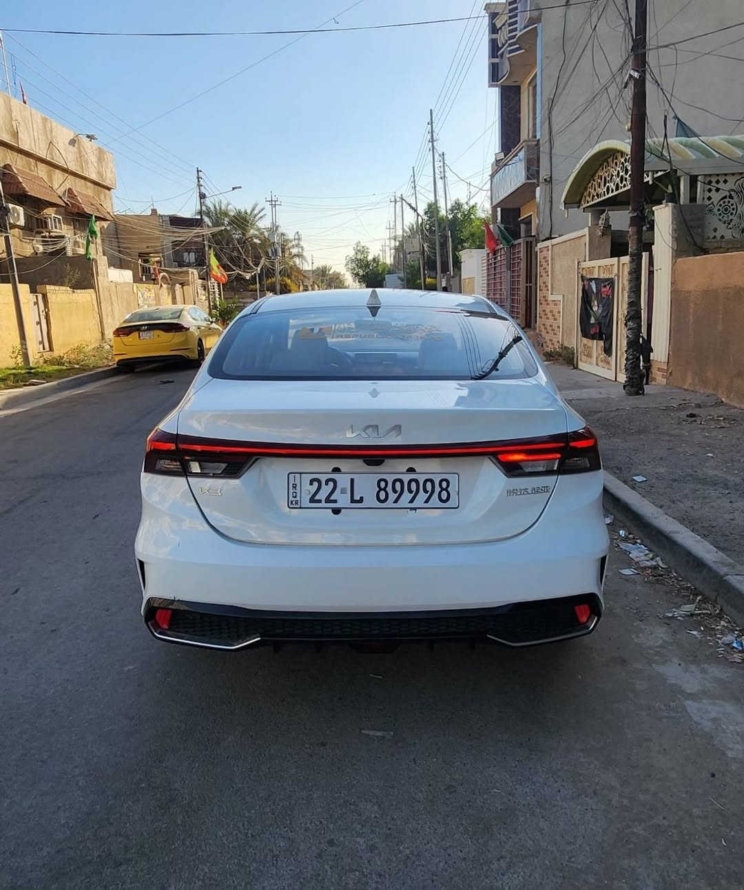 🚗 كيا K3 موديل 2022 للبيع (وارد خليجي)
الممشى: 47 ألف كم فقط 
​المحرك: 1500 دوش (دبل نوزل) - كير طيارة 
​المواصفات: مواصفات فول (فتحة سقف، بصمة أبواب وتشغيل، كشنات جلد بيج، 4  وضعيات قيادة، Auto Hold، هندبريك بصمة، 6 إيرباكات، شاحن لاسلكي، كاميرا دوارة، لايت 3 عدسات زنون، تبريد قطعتين).
​النظافة والبودي: السيارة جديدة جداً، بيها فقط بارد (4 أصابع) اسفل الجاملغ الخلفي ومصلح.
​الأوراق: الرقم مميز وباسمي (تحويل أو وكالة).
​💰 السعر: 138 ورقة (وبيهة مجال بسيط).
📞 للاستفسار: ***********
