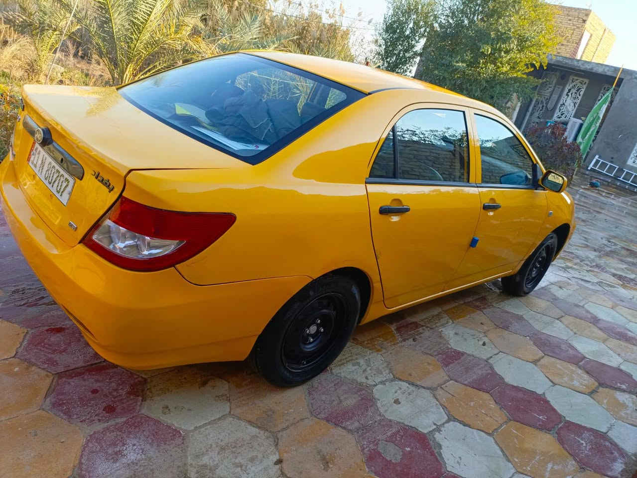 السلام عليكم بي واي دي f3
2019  سنوية مجدد غير ساقطة حرة
الضرر بنيد وجاملغ غير عابر 
السيارة جاهزة تختم تاير 
مصفرة هيئة وغرامات 
العنوان الديوانية 
الرقم الأستفسار ***********
