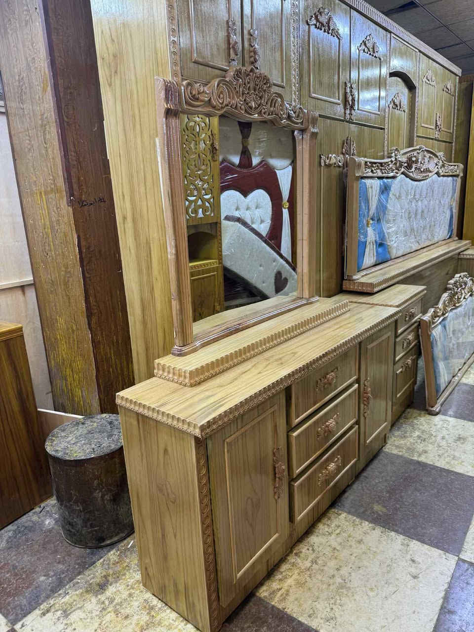 عرض. خاص 
غرفه خشب صاج عراقي 5 ملم
#السعرمليون فقط 
العنوان الموصل الايمن للاستفسار تفضل خاص


**إذا كنت صاحب هذا الإعلان وتريد حذفه لأي سبب، رجاءا أرسل رسالة إلى الدعم الفني**