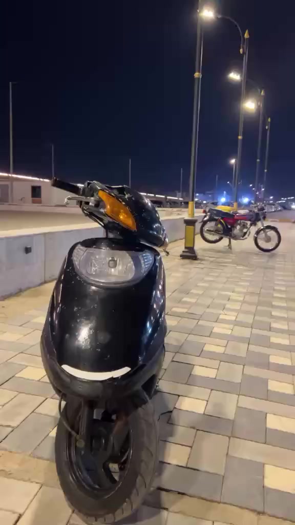 سلام عليكم دراجه ياباني كابريتر بلادي كفرات بلادي ابو لختم محركهه اخرس خير من الله دراجه نضيفه لكهربائيات كله شغاله سلف هندر قفل ستيرن مكاني كوت العزه جديده ***********
