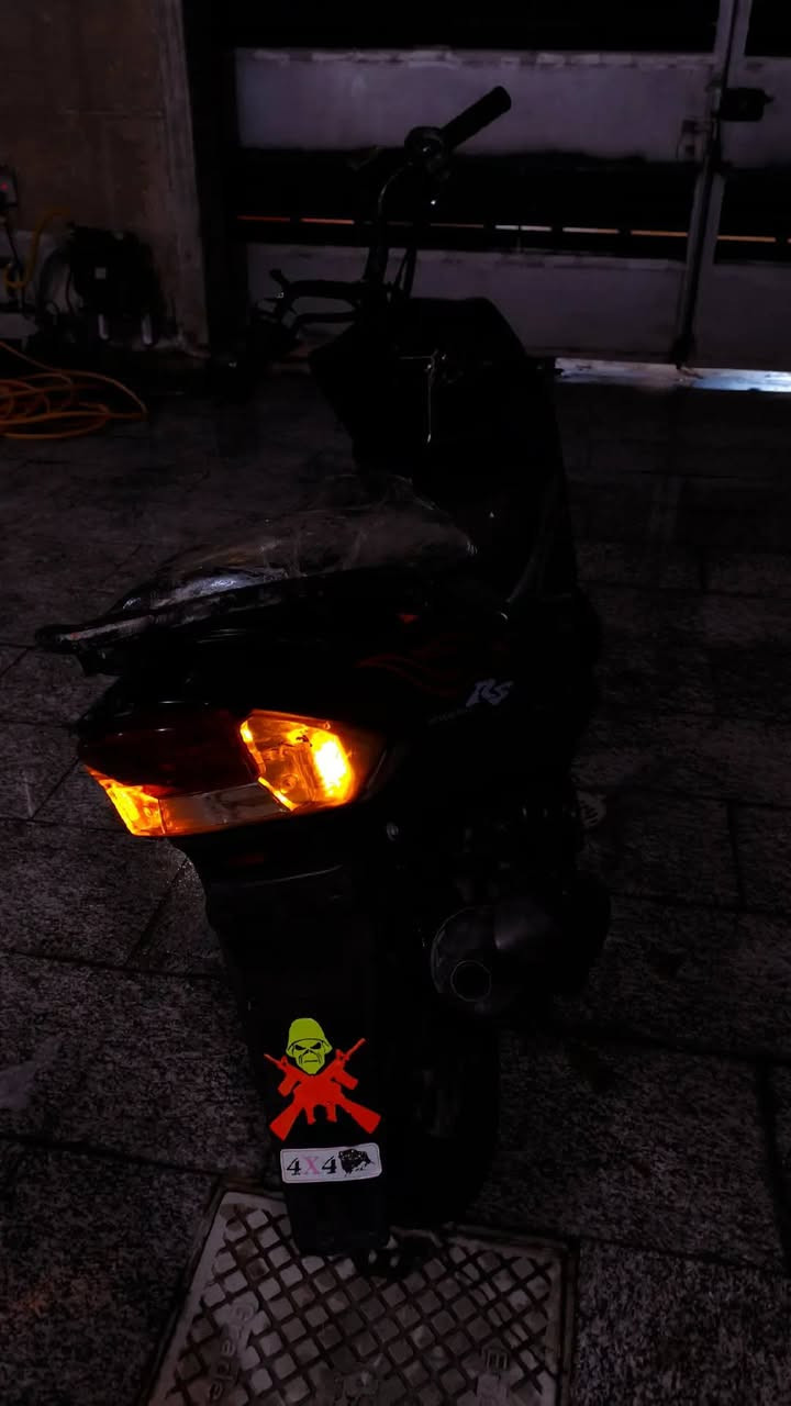 ماكس عدله بوشه 55 رياضي
مكينة ناعمه نقصها باتري و بريك امامي سعرها 400 وبيها مجال مكاني الوشاش


**إذا كنت صاحب هذا الإعلان وتريد حذفه لأي سبب، رجاءا أرسل رسالة إلى الدعم الفني**