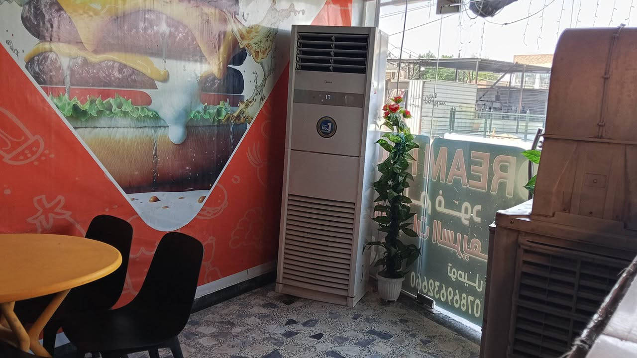 مطعم للبيع شغال وخير من الله 
عنوان دوره ابو دشير شارع ضغط
لتصال على هاذه رقم ***********
