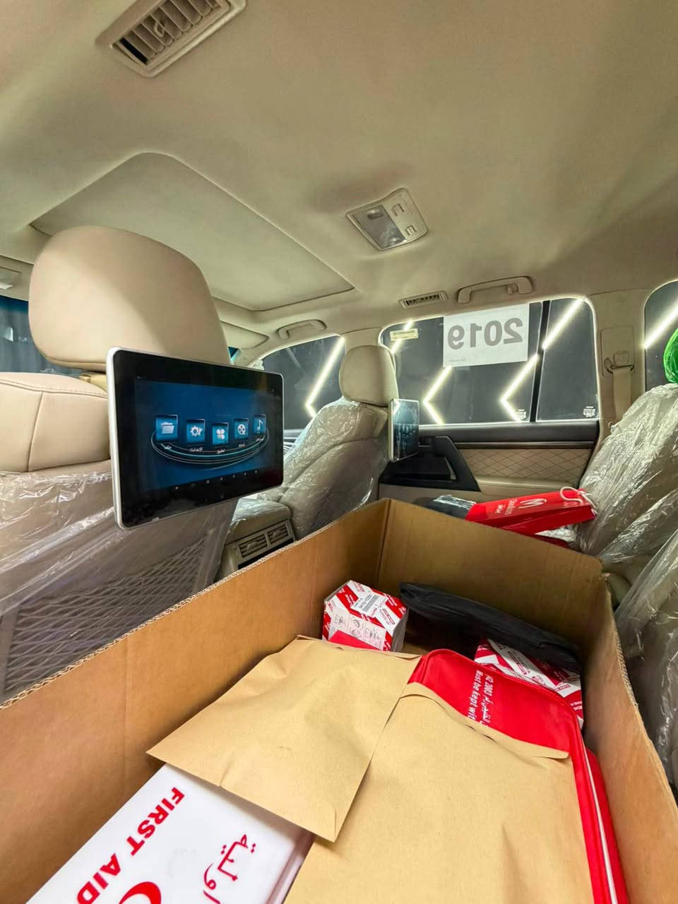 TOYOTA LAND CRUSIR _ 2019 _V8 _🪬

💎اللَّهُمَّ صَلِّ عَلَى مُحَمَّدٍ وَعَلَى آل مُحَمَّدٍ
أرخص سعر بكل عيراق
ملاحظه / بدون مراوص

🔹تويوتا لاند كروزر  ٢٠١٩ مواصفات (بريم)
🔹سياره (V8 ) سلندر حجم محرك 4600
🔹سياره مواصفات بريمي درجه اولا 
🔹ماشيه (97,000) الف كيلو شرت

🔹سياره  جاملغ امامي سكن صبغ بدون
دواخل حتا جاملغ مامفتوح بشرت 
ما باقي سياره مكفوله حتا دعاميات شرت 

🔹سياره محرك و گير بشرت ما مفتوح كاشي جديد  سياره بص ماشاالله 
سياره دينار مصرف مابيها كلشي جديد

‏‎🔥فول فول مواصفات

‏‎شاشة كبير لمس كاميرا حاسة رادارات

‏‎كاميرات 3 شاشات سيلاد فتحة سقف 

‏‎كشن جلد كشن كاراباي شحن موبایل  8 اريباك تبريد مركزية

‏‎بصمة تشغيل عن بعد باب جاك سلاجة ليد زينون 

‏‎تحكمات ستيرن دبل فوليوم فورويل هوك

‏‎سيـارة عل نظافتها احسبها صفر زيرو

💎 تخم تاير دنلوب الاصلي

‏‎ 💎محرك كير بشرط مامفتوح

‏‎سيارة حيل نظيفة كلشي عل بلاد لوك

‏‎سنوية زنكة كلشي جديد مدفوع لـ2029

‏‎باسمي السنوية بشرط تحويل و خرامة 

‏‎سيارة مابيـها دينار مصرف كامل من كل نواحي

‏‎🔷نفسي يوم /تحويل و وكالة حاظر 

‏‎📍مكانك /داخل سليماني

‏‎💵 سعر 473$ورقه

‏‎☎️موبايل/*********** السليمانية, العراق
