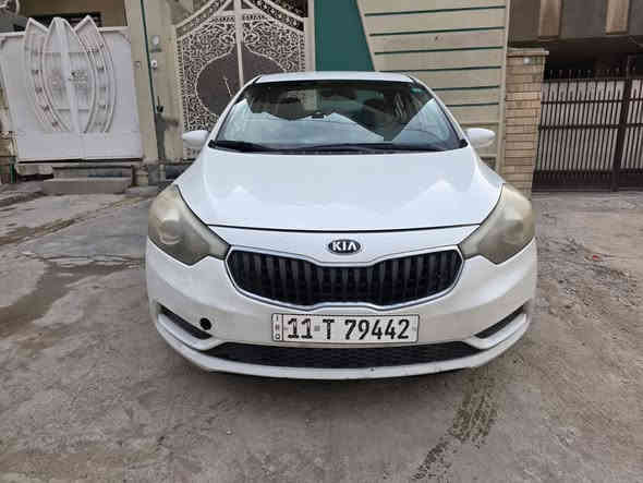 سلام عليكم كيا سيراتو موديل ٢٠١٥ خليجي مكينه١٦٠٠ دوش 
السياره بيها منضومه غاز جديد شاده بيها صبغ ٣ قطع بدون دواخل ماشيه ١٧٠ الف 
السياره كير مكينه ع وضع الشركه 
تبريد ثلج صدر تايرات جديد 
رقم بغداد بسمي تحويل ثاني يوم 
السياره جاهزه ع اخر حبايه 
شاشه تحكم ستيرين 
داخل لونين 
حساس 
٥ ويل كب 
لد امامي 
وبعد بيها اهواي مواصفات 
مواصفات السيراتو المعروفه 
السعر ١١٢ وبيها مجال بسيط حك الجيه 
***********
غير متواجد ع فيس 
مكان السياره بغداد شارع فلسطين

