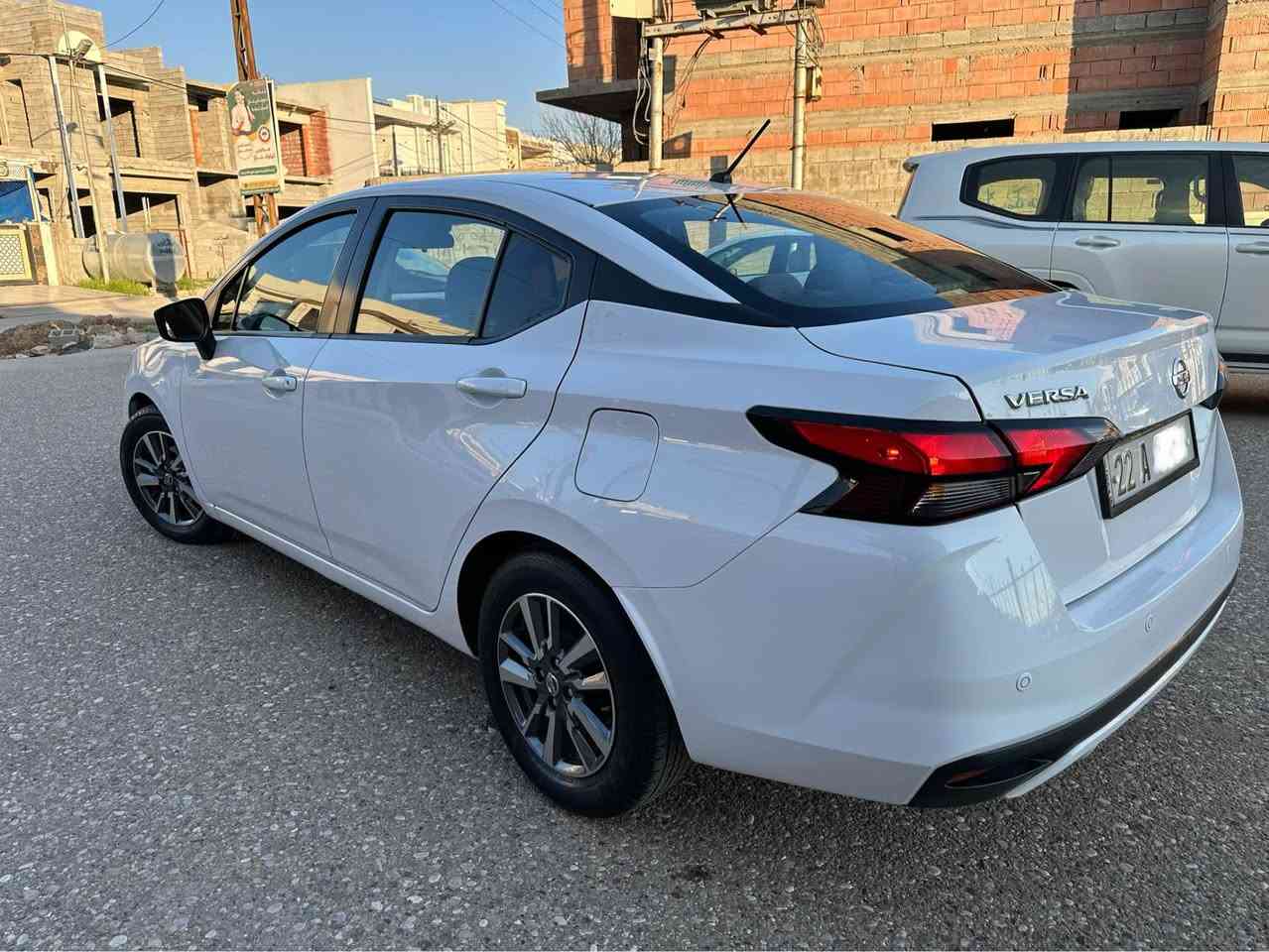 نیسان ڤێرسا S مۆدێل 2021 سبي به فري دوو پارچەی بۆیاغە چاملغ و بۆنید ئێرباگی سوکان سیستەمە  رادار بيلادي پيشو بشت و سەیارەکی توند و تۆل وبێ مەسرەف و هەموو شتی نوییە  .سعری 119 و مەجال  شوين كركوك     (***********) (***********).                              السلام عليكم.                                                                     نيسان فيرسا s موديل 2021 ابيض ثلجي بيها قطعتين صبغ جاملغ او بنيد بدون دواخل حادثها حفيف سيارة كل عل بيلادي رادارت امامي خلفي بصمك ويل كروم شاشة كاميرا رقم سنوية كلة جديد مكان سيارة كركوك سعر 119 مجال كركوك, العراق
