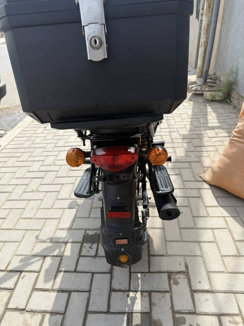 سلام عليكم بوكسر 2023 مرقمه سنويه ولوحات بغداد انكليزي ثنين شرط التحويل الدراجه كفاله عامه محرك كير شاصي ضفيره كله كفاله عامه محرك ممفتوح ماشيه 17 الف استخدام شخصي ممشتغله دلفري بيه اضافات هوايه

استان تلفون ماك سيف شحن لاسلكي

قبضات استيرن حديد ثكيل

زنون قوي 8300 واط

صندوك جي اس اصلي 

شيش بريك خلفي

جاملغ اضافي خلفي

دبل اشاره  

كلوبات اشاير خلفيه قويه 

الدراجه كل حساساته شغاله بريكات وكلج سعره 2750 وبيه مجال قليل عنواني دوره حي اسيا وهذه رقمي ***********
