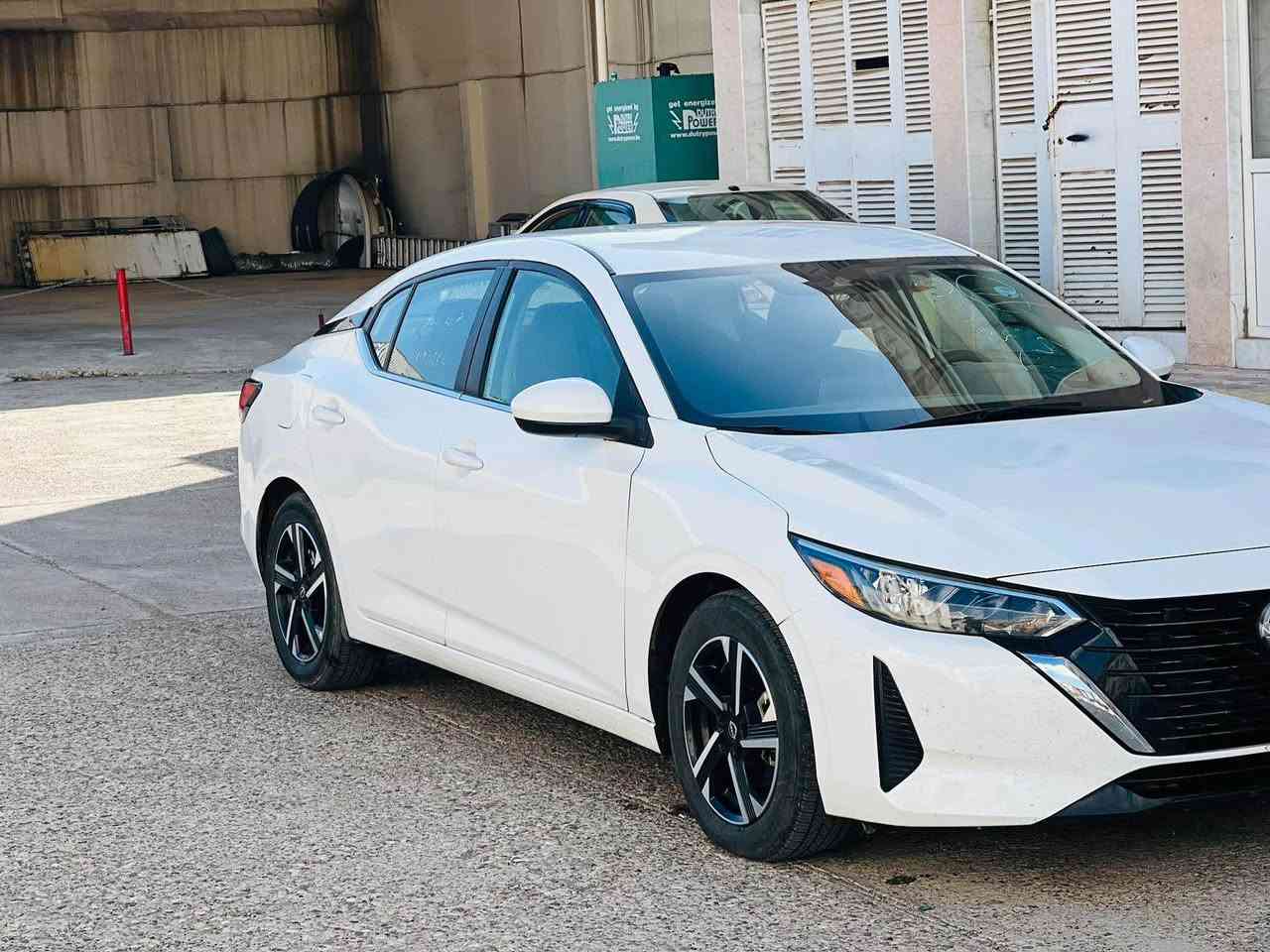 السلام عليكم 
نيسان سنترا موديل :2024 🔥
اللوان :ابيض  
سعر :118 
حجم المحرك : 2.0L ( 4,سلندر )
سياره كامله و جاهزه دينار مصرف مابيها ✅
ملاحظة السيارة : فقط صقف سبخ و حافه بئ دواخل 100%
بجم كبس 
بدوون ايرباگ 

المواصفات : SV
‏‎بصمة ابواب 
‏‎بصمة تشغيل 
تشغيل عن بعد : Remote Start
‏‎شاشة كبير‏
اوتو هولد :    Auto Hold
اوتو ستارات : Auto Stard 
رادار امامي (تحديد مسار)
‏‎رادار جانبي (نقاط عمياء)
‏‎رادار خلفي (التحذير من الاصطدام)
‏‎حساسات امامي
‏‎حساسات جانبي 
‏‎حساسات خلفي 
نظام : Eco
نظام : Normal
نظام : Sport
تحكيم ستيرين
ستيرين هيتر
كشنات كهربائي 
كشنات هيتر
تبريد لمس
تبريد مركزي
لايتات ليد وعدسة زينون 
بكلايتات LED
ويل كروم
وبعد هواية مواصفات…

‏‎تفاصيل اكثر الاتصال علی ارقام التاليه 
[***********]
‏ WhatsApp - Vibir‏‎‏‎‏‎
☎️[***********]

عنوان📍عقره دهوك, العراق
