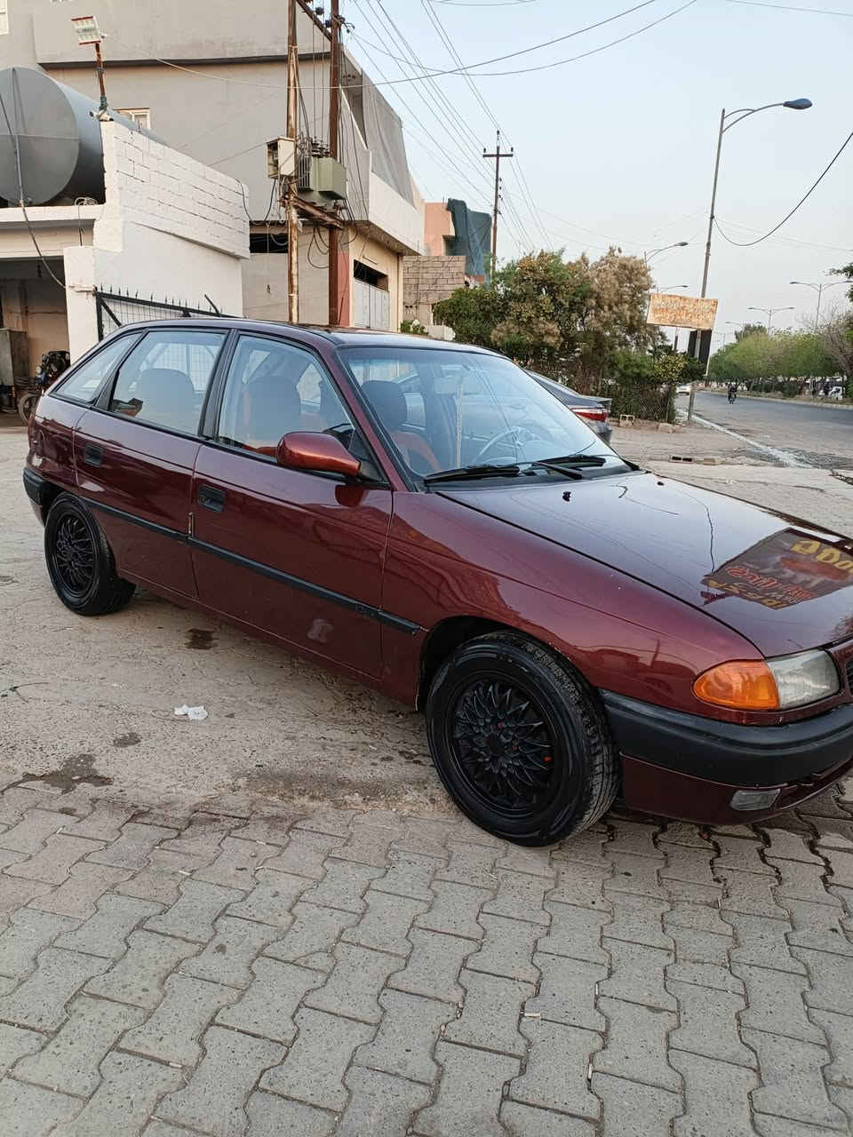 اوبل استرا موديل 95 محرك 20 تبريت كير عادي مكاني كركوك سعرها 40 الي شراي يخابر *********** بي بطاقه بنزين شرط تحويل
