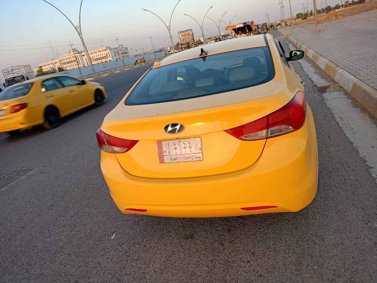 النترا مضلع أمريكي موديل 12 تكسي رقم صلاح الدين ألماني سنويه لل27 بطاقه بانزين بيه مشروع وطني شرط التحويل ضررها جاملغ طرف سكن الامامي مصلح ليبل واحد بدون تبديل محرك مفتوح بس شرط لاتنقيص ولا بخار وكلشي على فحص السعر 98 وبيه مجال بسيط للاستفتار رقم الموبايل ***********
