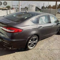 ٢٠٢٠ • ٢٠٠٠ توربو • حادث بالصور