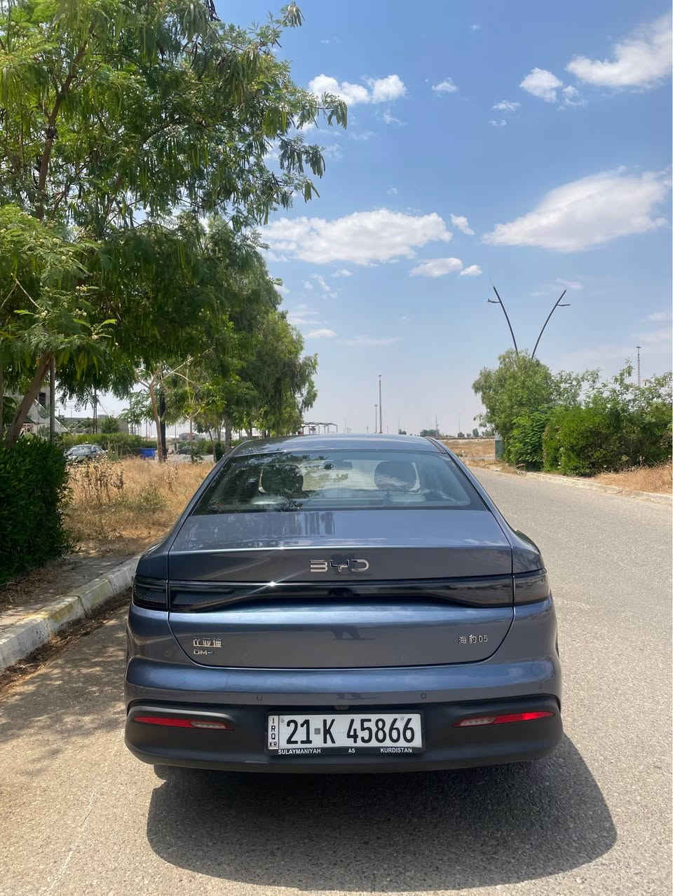 فول مواصفات لون ازرق مميز رقم لوحه سليمانيه خصوصي جاملخ سائق تبديل مع تعديل بارد بل بونيد وباب سائق كما ماشره في صوره موديل ٢٠٢٥
ماشي ٥١٣٤
مكان سياره كركوك 
شرط تحويل 
السعر ١٤٢
وبيها مجال للشاري كركوك, العراق


**إذا كنت صاحب هذا الإعلان وتريد حذفه لأي سبب، رجاءا أرسل رسالة إلى الدعم الفني**