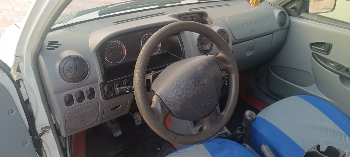 السلام عليكم للبيع سايبه ٢٢ ماشيه ٨٥ الف مكفوله صبغ وضربه كامله اي نقص مابيه 
مكان كربلاء
***********
السعر٦٢
