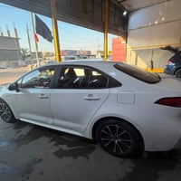 كورلا هايبرد 2024 ماشية 57 الف كيلو   السعر 145 ورقة 07838899821